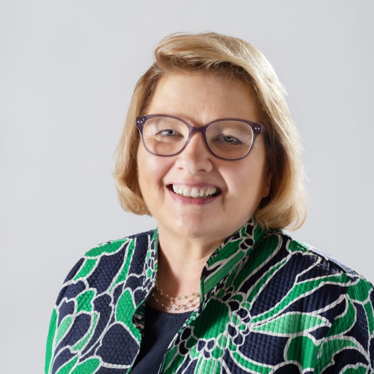 headshot image of Peggy Farnworth, CPA, CFP, CSA, Financial Advisor and Owner at Boise Retirement Coach.